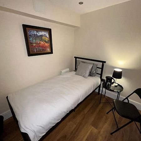 Cosy Single Room 爱丁堡 外观 照片
